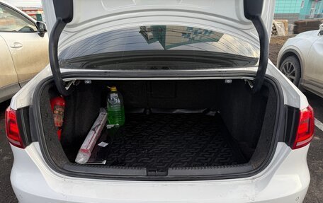 Volkswagen Jetta VI, 2014 год, 1 000 000 рублей, 8 фотография