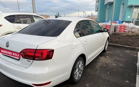 Volkswagen Jetta VI, 2014 год, 1 000 000 рублей, 3 фотография