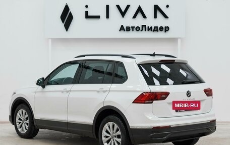 Volkswagen Tiguan II, 2021 год, 2 449 000 рублей, 4 фотография