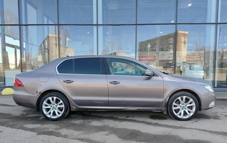 Skoda Superb III рестайлинг, 2011 год, 929 000 рублей, 5 фотография