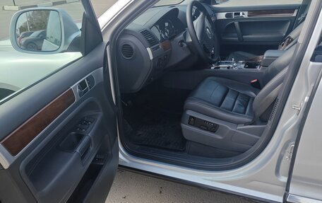 Volkswagen Touareg III, 2008 год, 1 590 000 рублей, 11 фотография