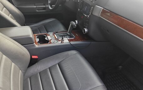 Volkswagen Touareg III, 2008 год, 1 590 000 рублей, 19 фотография