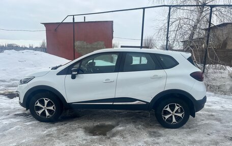 Renault Kaptur I рестайлинг, 2019 год, 1 300 000 рублей, 5 фотография