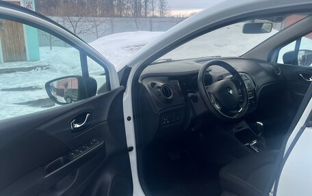 Renault Kaptur I рестайлинг, 2019 год, 1 300 000 рублей, 10 фотография