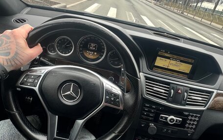 Mercedes-Benz E-Класс, 2011 год, 1 320 000 рублей, 12 фотография