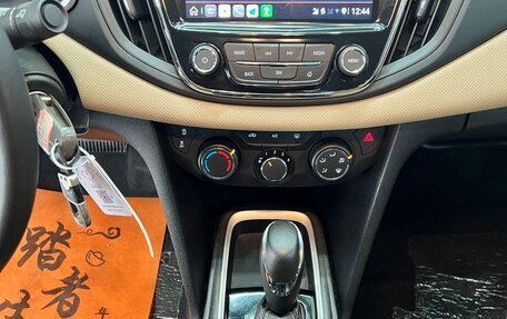 Chevrolet Monza, 2022 год, 1 250 000 рублей, 12 фотография