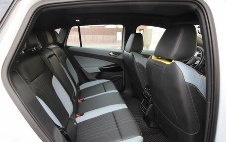 Volkswagen ID.4, 2023 год, 3 295 000 рублей, 19 фотография