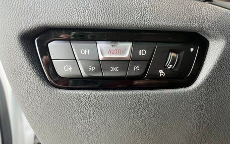 BMW 3 серия, 2021 год, 2 990 000 рублей, 9 фотография