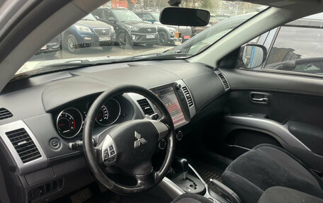 Mitsubishi Outlander III рестайлинг 3, 2011 год, 1 199 000 рублей, 7 фотография