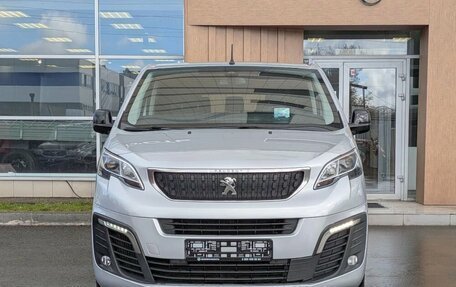 Peugeot Traveller I, 2020 год, 3 080 000 рублей, 2 фотография