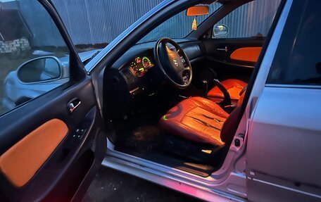 Hyundai Sonata IV рестайлинг, 2005 год, 150 000 рублей, 9 фотография