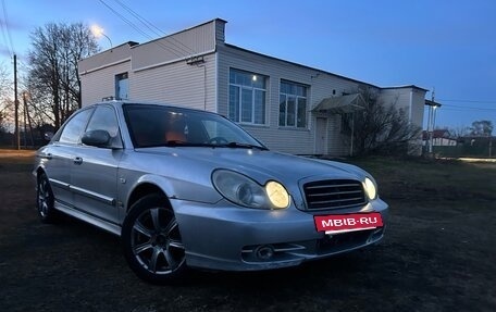 Hyundai Sonata IV рестайлинг, 2005 год, 150 000 рублей, 2 фотография