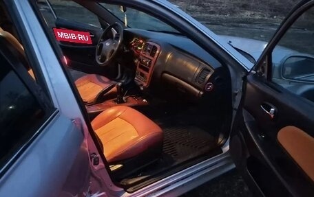 Hyundai Sonata IV рестайлинг, 2005 год, 150 000 рублей, 14 фотография