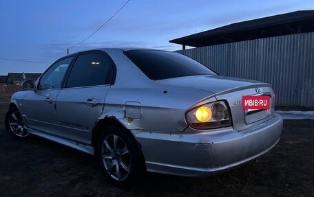 Hyundai Sonata IV рестайлинг, 2005 год, 150 000 рублей, 8 фотография