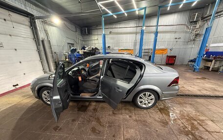 Opel Astra H, 2011 год, 680 000 рублей, 2 фотография