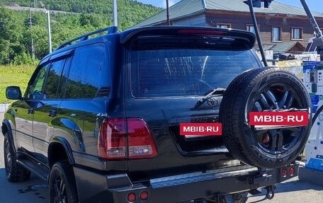 Toyota Land Cruiser 100 рестайлинг 2, 2005 год, 2 600 000 рублей, 10 фотография