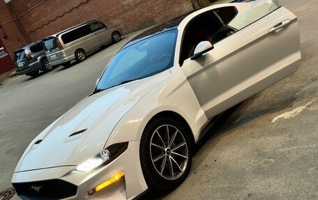 Ford Mustang VI рестайлинг, 2018 год, 3 350 000 рублей, 9 фотография