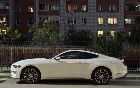 Ford Mustang VI рестайлинг, 2018 год, 3 350 000 рублей, 3 фотография