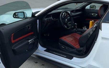 Ford Mustang VI рестайлинг, 2018 год, 3 350 000 рублей, 5 фотография