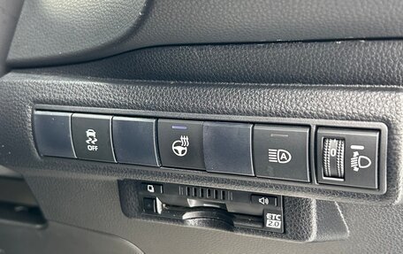 Toyota Corolla, 2019 год, 1 999 900 рублей, 16 фотография