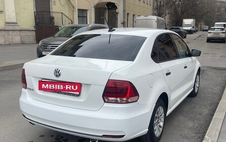 Volkswagen Polo VI (EU Market), 2017 год, 880 000 рублей, 3 фотография
