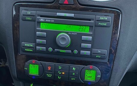 Ford Focus II рестайлинг, 2005 год, 299 000 рублей, 9 фотография