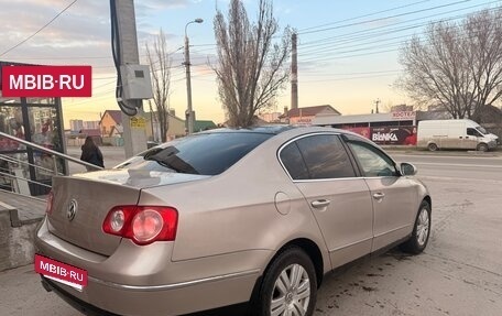 Volkswagen Passat B6, 2005 год, 395 000 рублей, 3 фотография