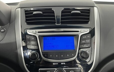 Hyundai Solaris II рестайлинг, 2013 год, 870 000 рублей, 12 фотография