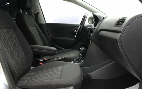 Volkswagen Polo VI (EU Market), 2018 год, 1 155 700 рублей, 22 фотография