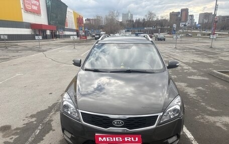 KIA cee'd I рестайлинг, 2010 год, 700 000 рублей, 1 фотография