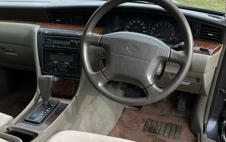Nissan Laurel VIII, 2002 год, 385 000 рублей, 10 фотография