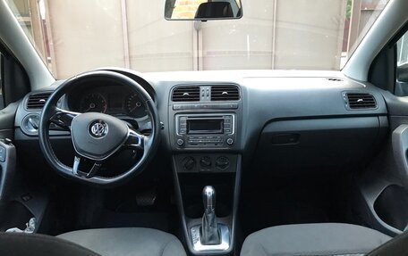 Volkswagen Polo VI (EU Market), 2015 год, 950 000 рублей, 7 фотография