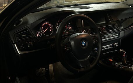 BMW 5 серия, 2013 год, 1 800 000 рублей, 6 фотография
