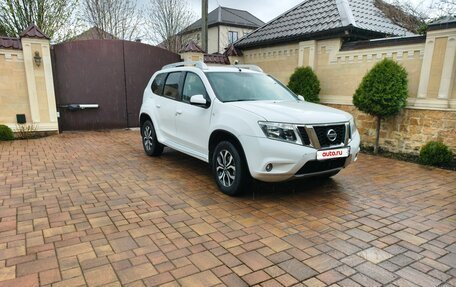Nissan Terrano III, 2017 год, 1 300 000 рублей, 2 фотография