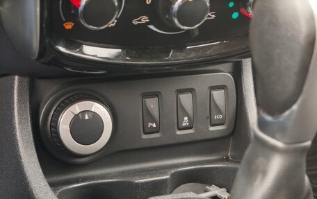 Nissan Terrano III, 2017 год, 1 300 000 рублей, 12 фотография