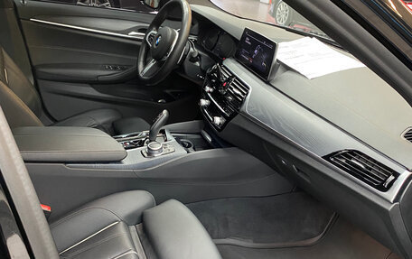 BMW 5 серия, 2021 год, 6 250 000 рублей, 8 фотография