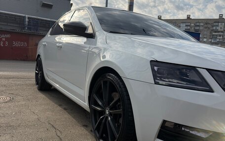 Skoda Octavia, 2017 год, 2 000 000 рублей, 2 фотография