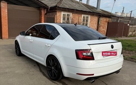 Skoda Octavia, 2017 год, 2 000 000 рублей, 4 фотография