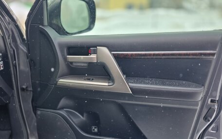 Toyota Land Cruiser 200, 2011 год, 3 900 000 рублей, 21 фотография