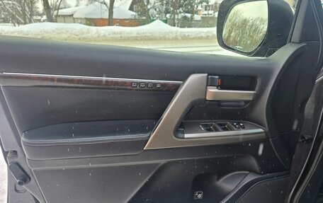 Toyota Land Cruiser 200, 2011 год, 3 900 000 рублей, 22 фотография