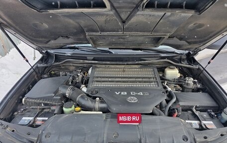 Toyota Land Cruiser 200, 2011 год, 3 900 000 рублей, 29 фотография