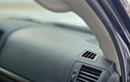 Toyota Land Cruiser 200, 2011 год, 3 900 000 рублей, 36 фотография