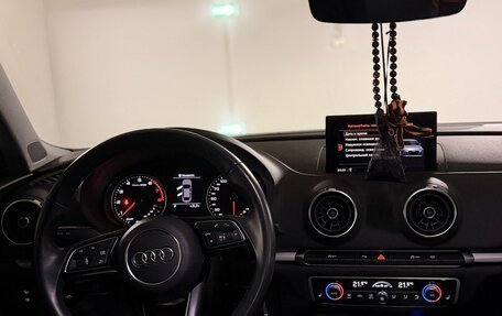 Audi A3, 2018 год, 2 300 000 рублей, 13 фотография