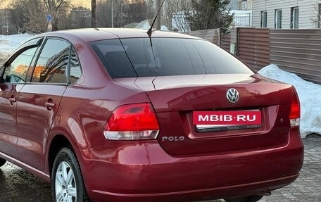 Volkswagen Polo VI (EU Market), 2011 год, 539 000 рублей, 2 фотография