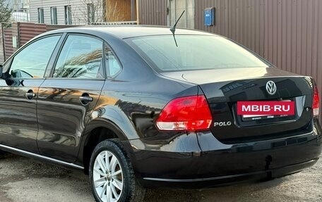 Volkswagen Polo VI (EU Market), 2013 год, 695 000 рублей, 2 фотография