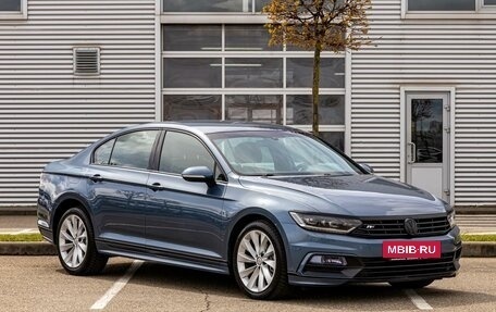 Volkswagen Passat B8 рестайлинг, 2017 год, 1 645 000 рублей, 3 фотография