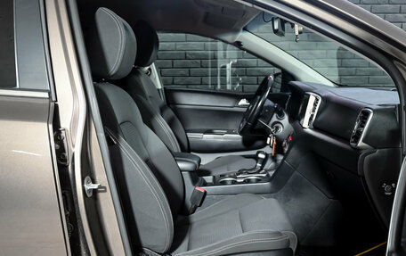 KIA Sportage IV рестайлинг, 2018 год, 2 350 000 рублей, 10 фотография