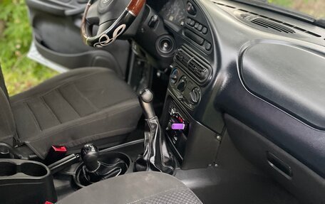 Chevrolet Niva I рестайлинг, 2015 год, 735 000 рублей, 13 фотография