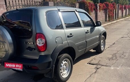Chevrolet Niva I рестайлинг, 2015 год, 735 000 рублей, 11 фотография