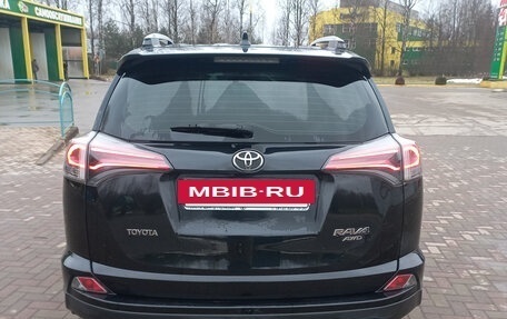 Toyota RAV4, 2016 год, 1 850 000 рублей, 4 фотография